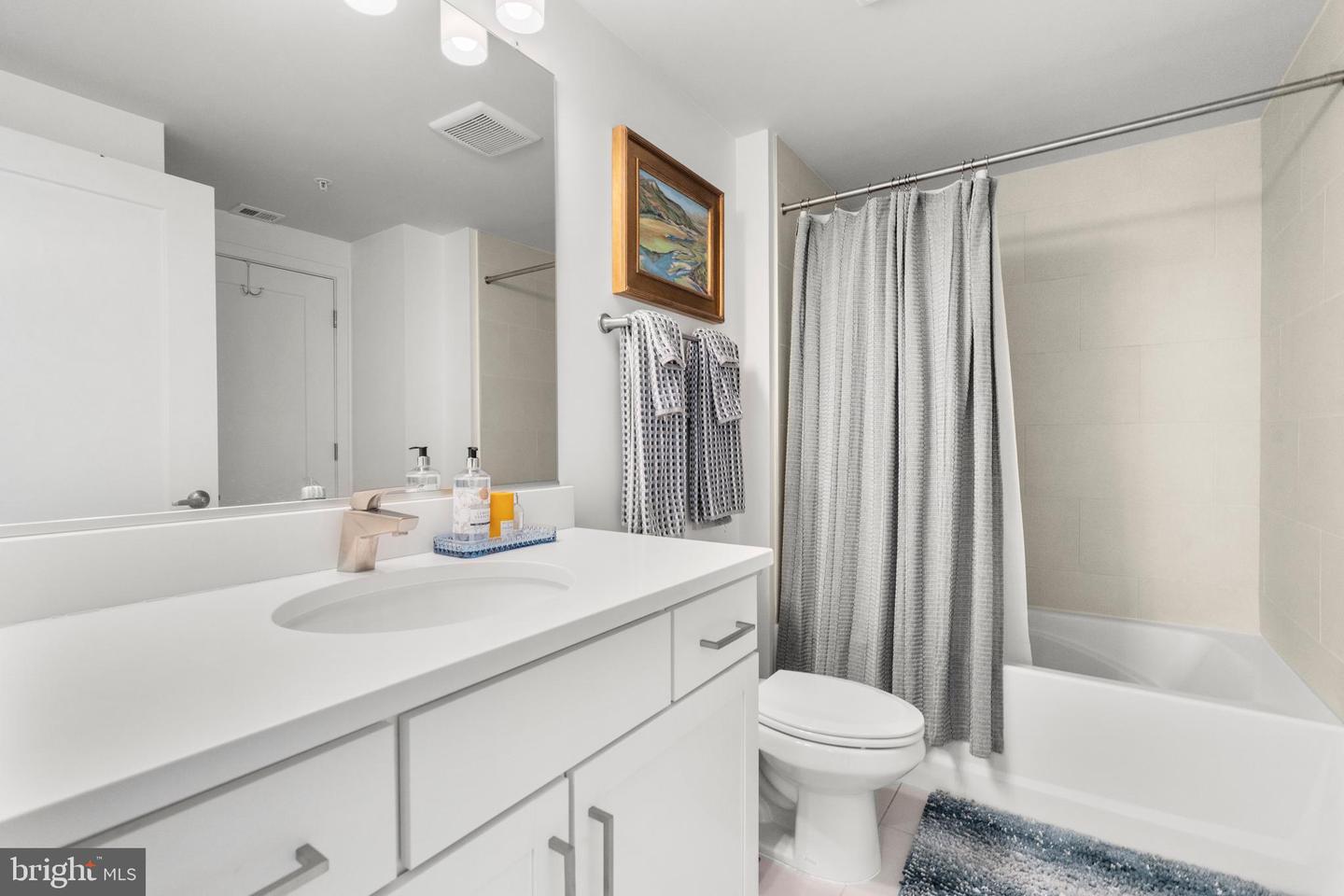 50 FLORIDA AVE NE #423, WASHINGTON, District Of Columbia 20002, 1 Bedroom Bedrooms, ,1 BathroomBathrooms,Residential,For sale,50 FLORIDA AVE NE #423,DCDC2175812 MLS # DCDC2175812