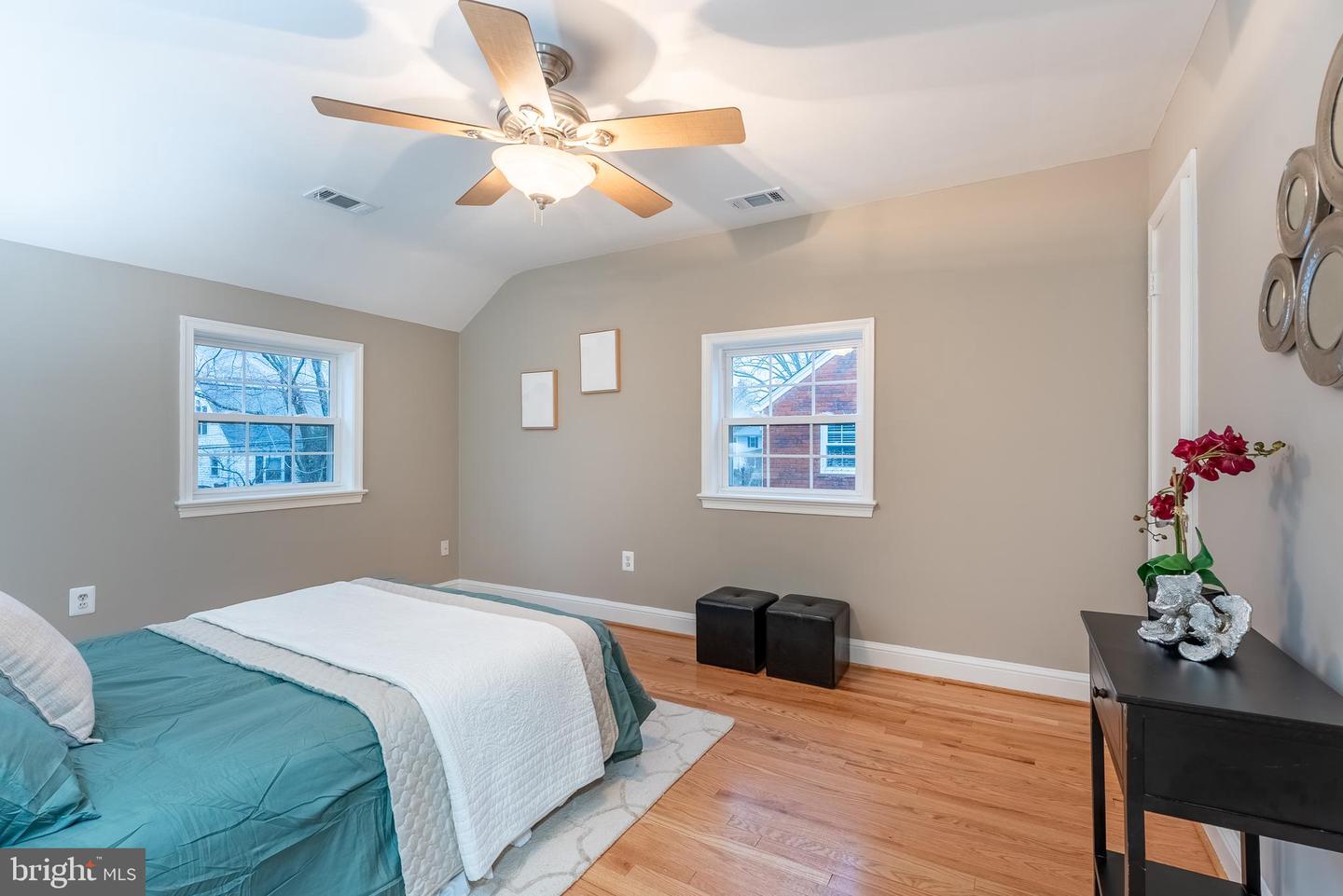 401 N FREDERICK ST, ARLINGTON, Virginia 22203, 2 Bedrooms Bedrooms, ,2 BathroomsBathrooms,Residential,For sale,401 N FREDERICK ST,VAAR2052738 MLS # VAAR2052738