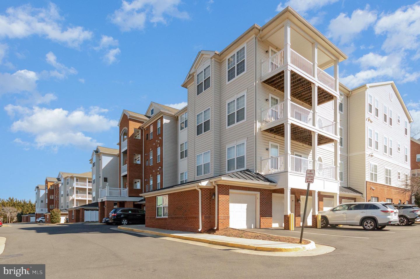 9711 HANDERSON PL #UNIT 103, MANASSAS PARK, Virginia 20111, 2 Bedrooms Bedrooms, ,2 BathroomsBathrooms,Residential,For sale,9711 HANDERSON PL #UNIT 103,VAMP2002732 MLS # VAMP2002732