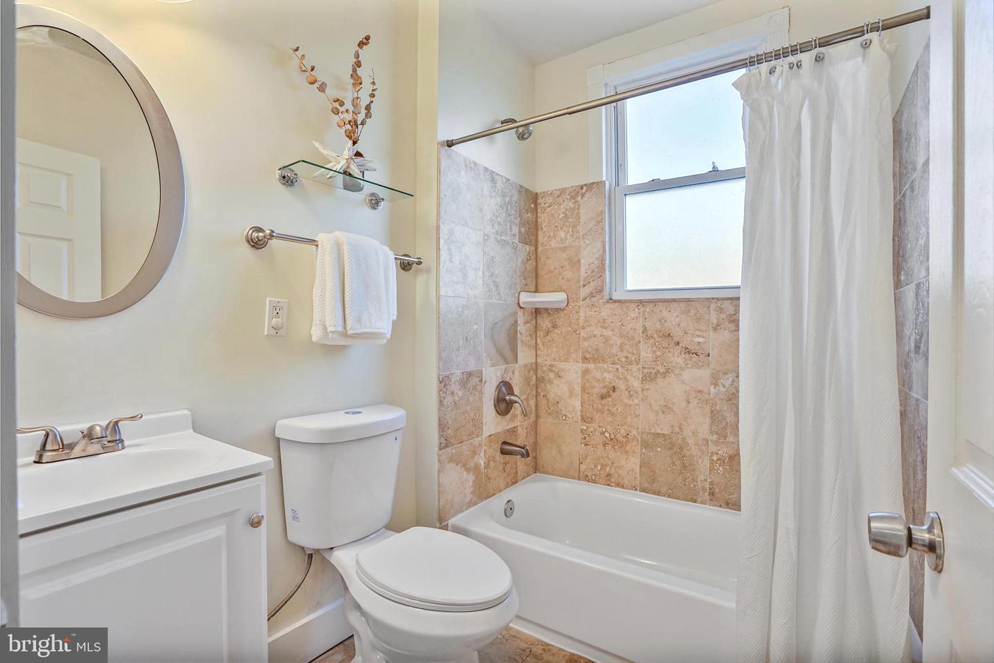 525 TUCKERMAN ST NW, WASHINGTON, District Of Columbia 20011, 3 Bedrooms Bedrooms, ,1 BathroomBathrooms,Residential,For sale,525 TUCKERMAN ST NW,DCDC2184778 MLS # DCDC2184778