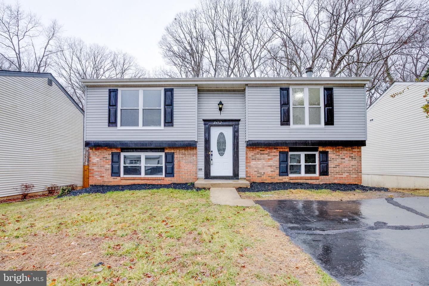 8492 RIPPLED CREEK CT, SPRINGFIELD, Virginia 22153, 4 Bedrooms Bedrooms, ,2 BathroomsBathrooms,Residential,For sale,8492 RIPPLED CREEK CT,VAFX2222920 MLS # VAFX2222920