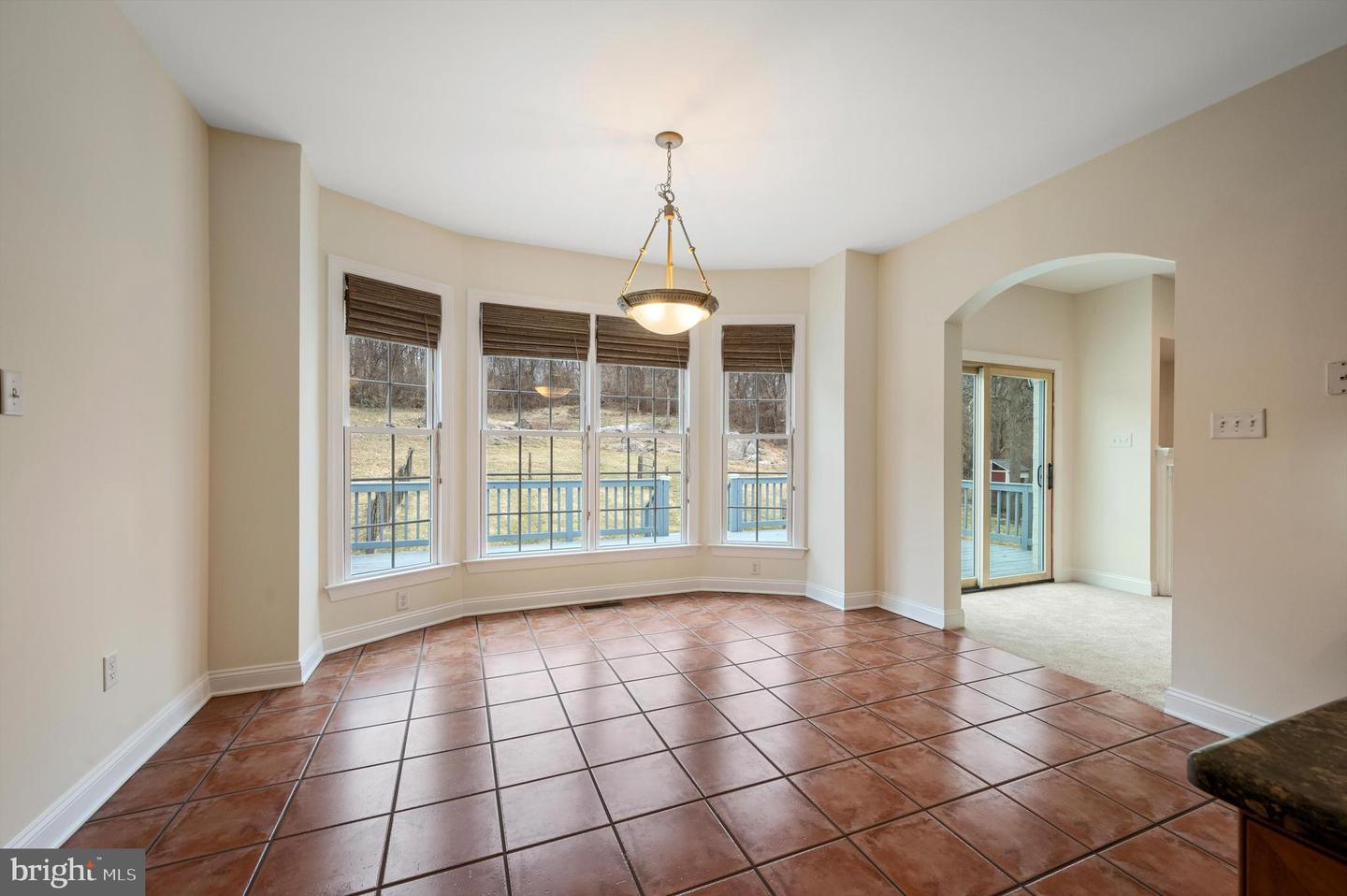 3980 MIDDLE RD, WINCHESTER, Virginia 22602, 4 Bedrooms Bedrooms, ,3 BathroomsBathrooms,Residential,For sale,3980 MIDDLE RD,VAFV2024594 MLS # VAFV2024594