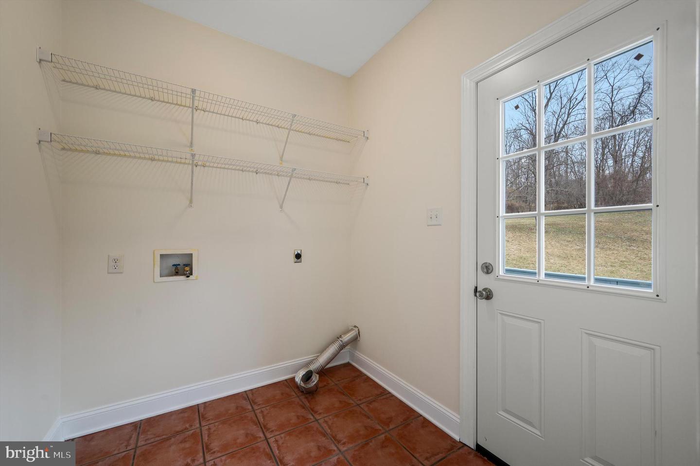 3980 MIDDLE RD, WINCHESTER, Virginia 22602, 4 Bedrooms Bedrooms, ,3 BathroomsBathrooms,Residential,For sale,3980 MIDDLE RD,VAFV2024594 MLS # VAFV2024594