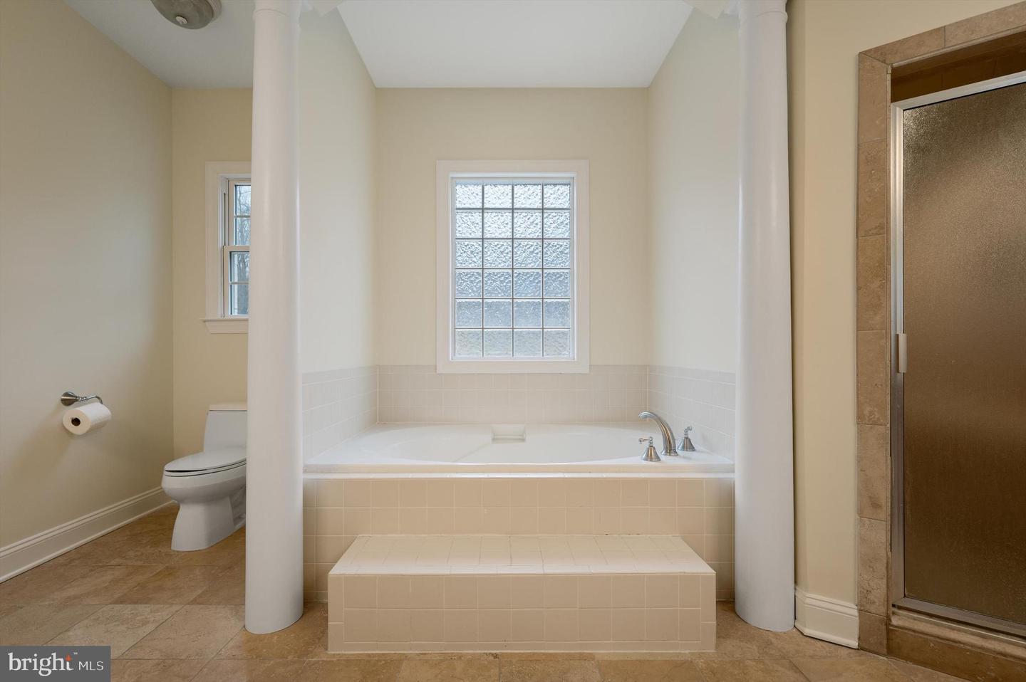3980 MIDDLE RD, WINCHESTER, Virginia 22602, 4 Bedrooms Bedrooms, ,3 BathroomsBathrooms,Residential,For sale,3980 MIDDLE RD,VAFV2024594 MLS # VAFV2024594