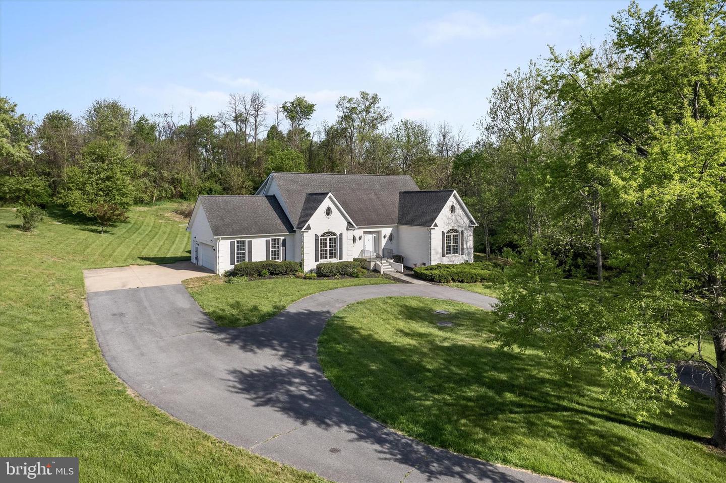 3980 MIDDLE RD, WINCHESTER, Virginia 22602, 4 Bedrooms Bedrooms, ,3 BathroomsBathrooms,Residential,For sale,3980 MIDDLE RD,VAFV2024594 MLS # VAFV2024594