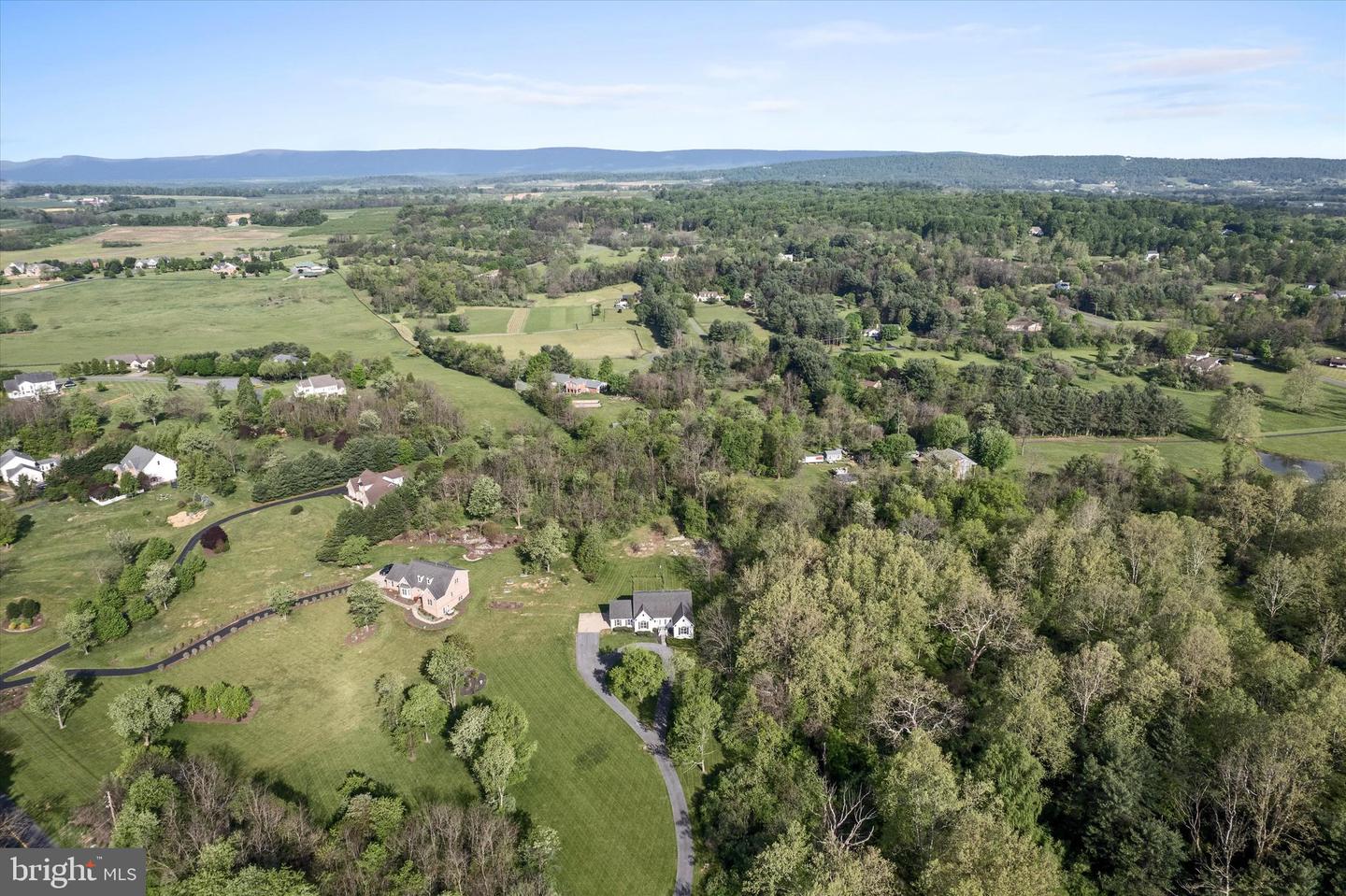 3980 MIDDLE RD, WINCHESTER, Virginia 22602, 4 Bedrooms Bedrooms, ,3 BathroomsBathrooms,Residential,For sale,3980 MIDDLE RD,VAFV2024594 MLS # VAFV2024594
