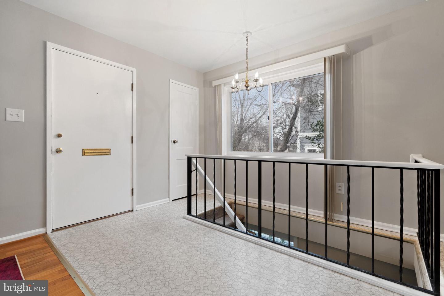 32 N FLOYD ST, ALEXANDRIA, Virginia 22304, 2 Bedrooms Bedrooms, ,1 BathroomBathrooms,Residential,For sale,32 N FLOYD ST,VAAX2042290 MLS # VAAX2042290