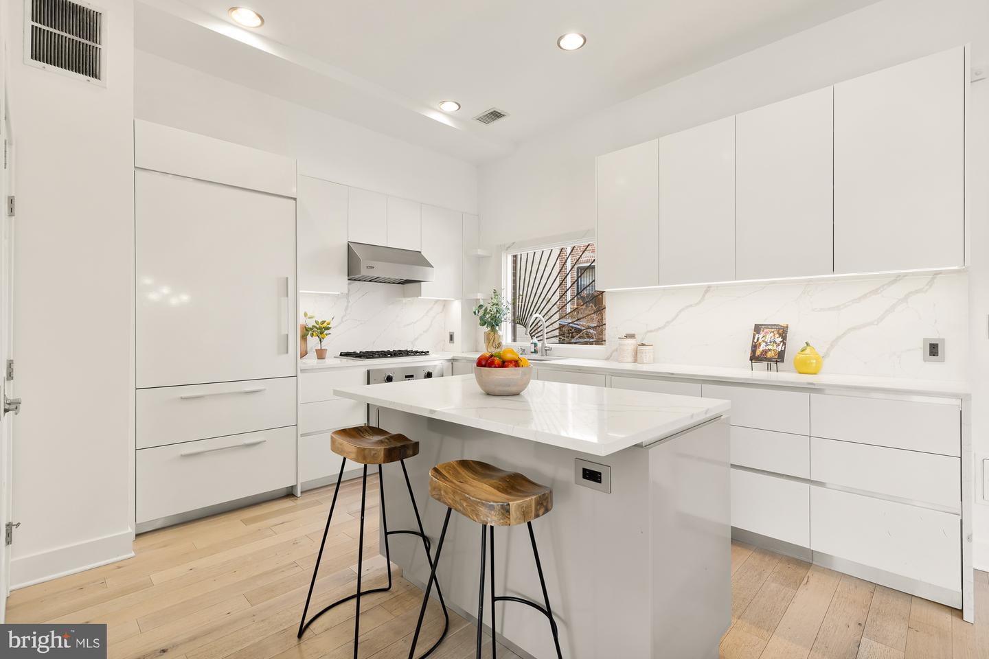 503 Q ST NW, WASHINGTON, District Of Columbia 20001, 4 Bedrooms Bedrooms, ,3 BathroomsBathrooms,Residential,For sale,503 Q ST NW,DCDC2187710 MLS # DCDC2187710