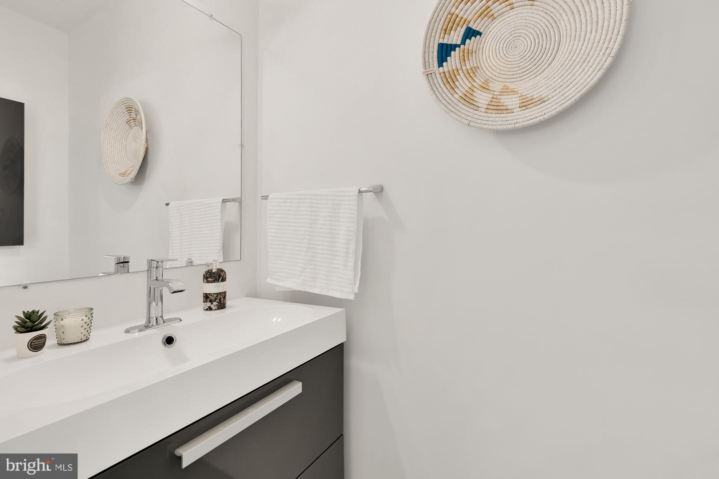 503 Q ST NW, WASHINGTON, District Of Columbia 20001, 4 Bedrooms Bedrooms, ,3 BathroomsBathrooms,Residential,For sale,503 Q ST NW,DCDC2187710 MLS # DCDC2187710