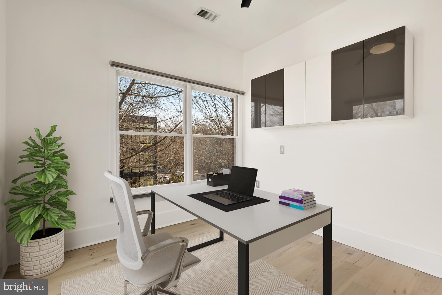 503 Q ST NW, WASHINGTON, District Of Columbia 20001, 4 Bedrooms Bedrooms, ,3 BathroomsBathrooms,Residential,For sale,503 Q ST NW,DCDC2187710 MLS # DCDC2187710