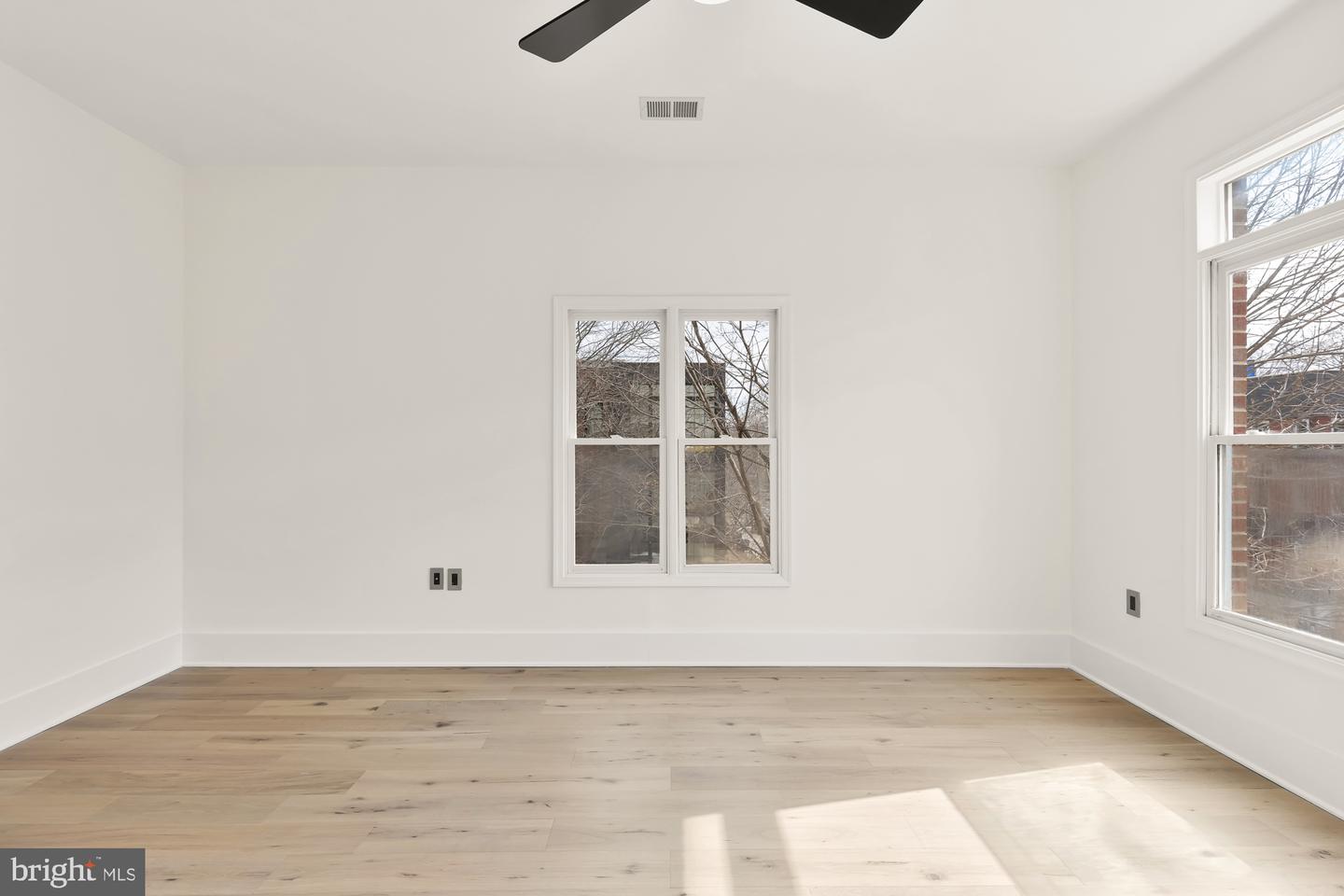 503 Q ST NW, WASHINGTON, District Of Columbia 20001, 4 Bedrooms Bedrooms, ,3 BathroomsBathrooms,Residential,For sale,503 Q ST NW,DCDC2187710 MLS # DCDC2187710