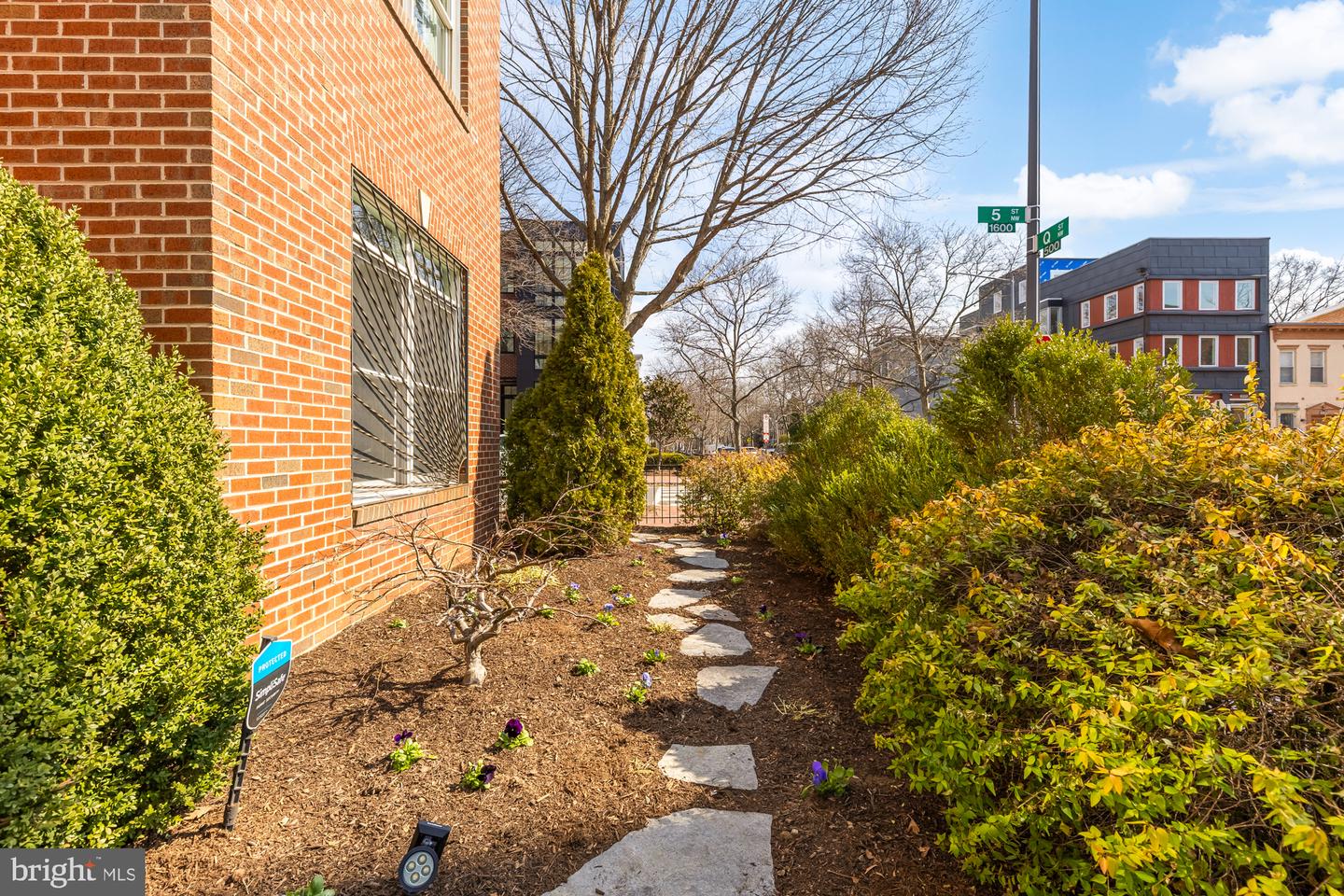 503 Q ST NW, WASHINGTON, District Of Columbia 20001, 4 Bedrooms Bedrooms, ,3 BathroomsBathrooms,Residential,For sale,503 Q ST NW,DCDC2187710 MLS # DCDC2187710