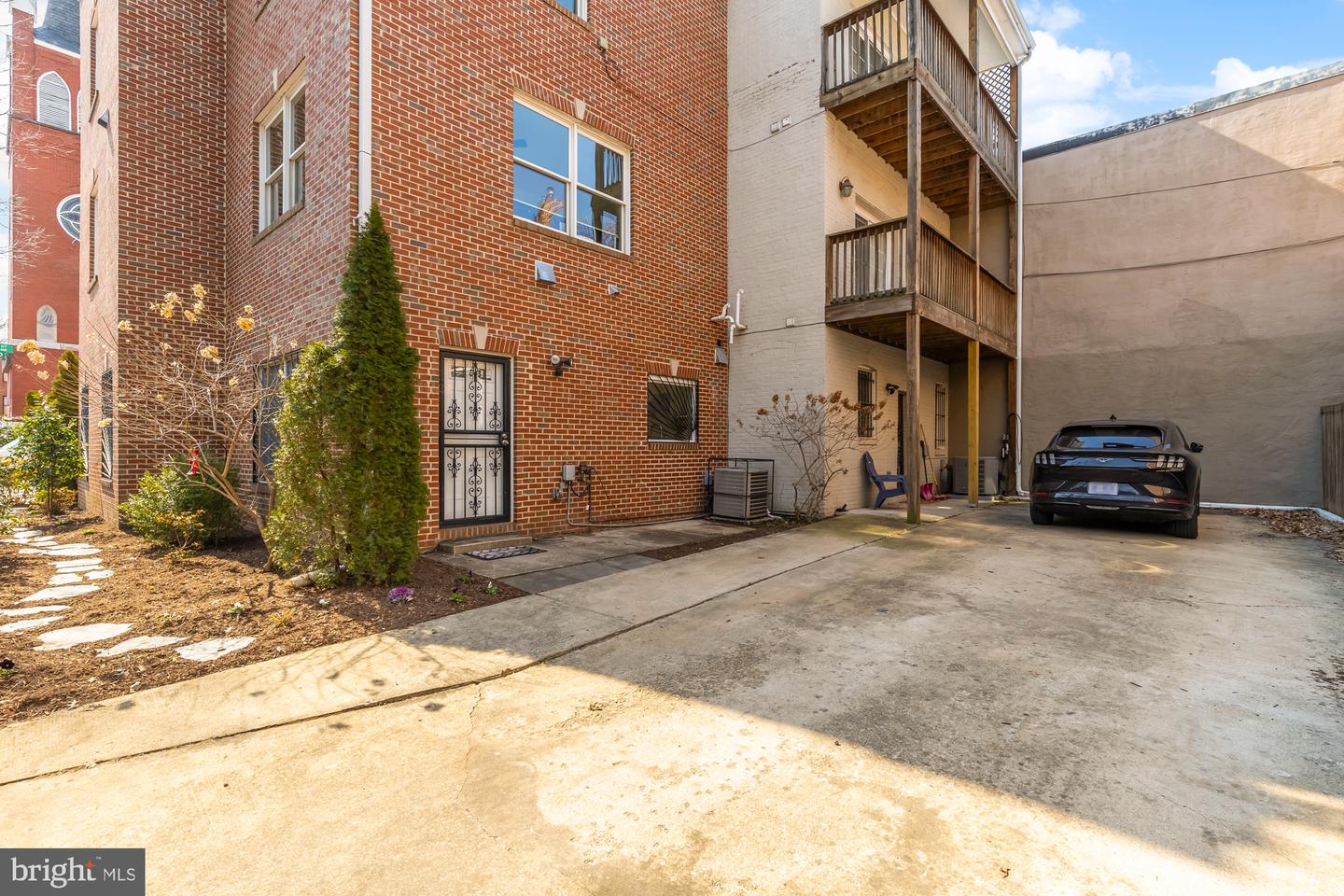 503 Q ST NW, WASHINGTON, District Of Columbia 20001, 4 Bedrooms Bedrooms, ,3 BathroomsBathrooms,Residential,For sale,503 Q ST NW,DCDC2187710 MLS # DCDC2187710