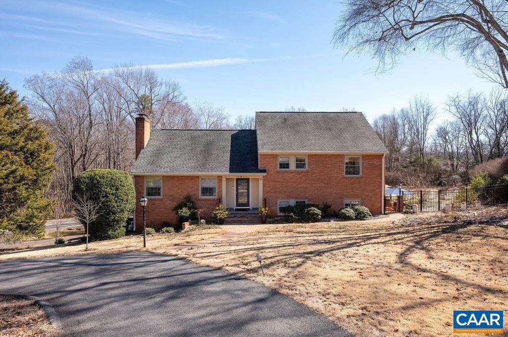 2814 NORTHFIELD RD, CHARLOTTESVILLE, Virginia 22901, 4 Bedrooms Bedrooms, ,2 BathroomsBathrooms,Residential,For sale,2814 NORTHFIELD RD,661390 MLS # 661390