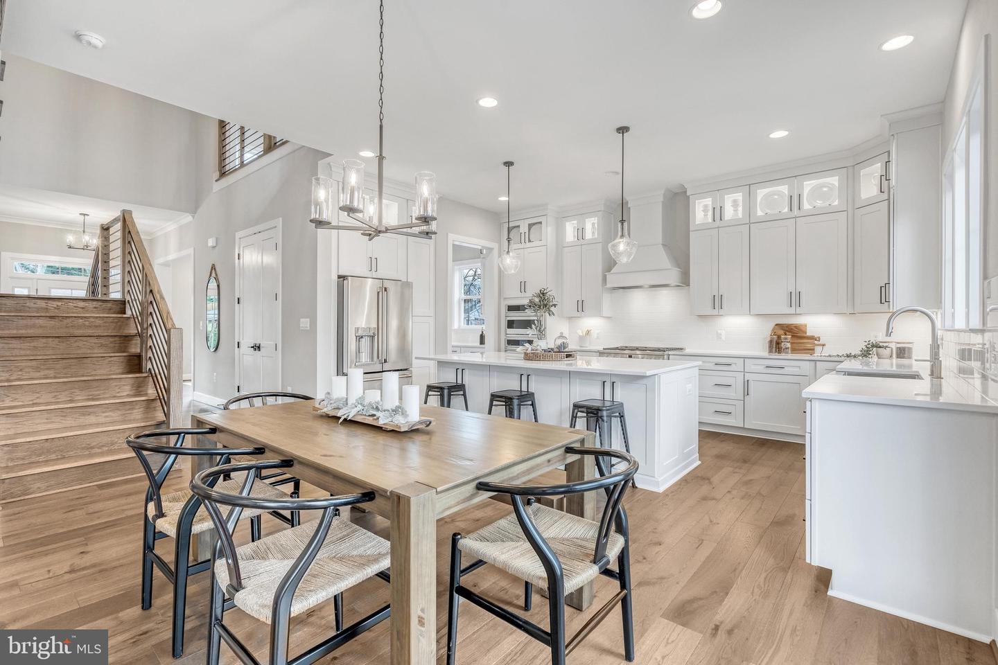 6607 29TH ST N, ARLINGTON, Virginia 22213, 4 Bedrooms Bedrooms, ,4 BathroomsBathrooms,Residential,For sale,6607 29TH ST N,VAAR2054116 MLS # VAAR2054116