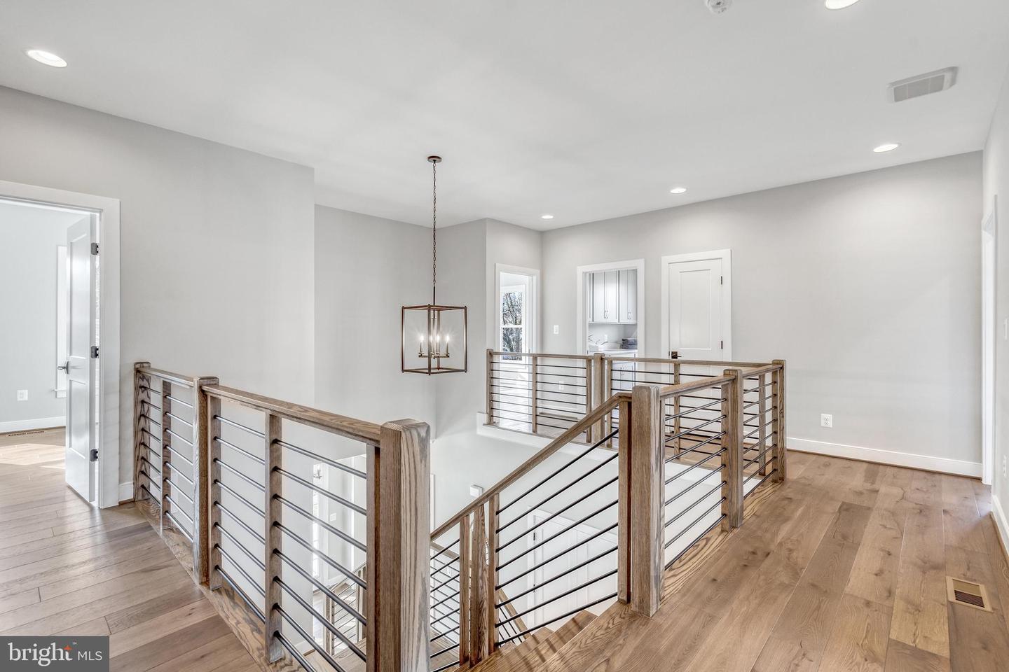 6607 29TH ST N, ARLINGTON, Virginia 22213, 4 Bedrooms Bedrooms, ,4 BathroomsBathrooms,Residential,For sale,6607 29TH ST N,VAAR2054116 MLS # VAAR2054116