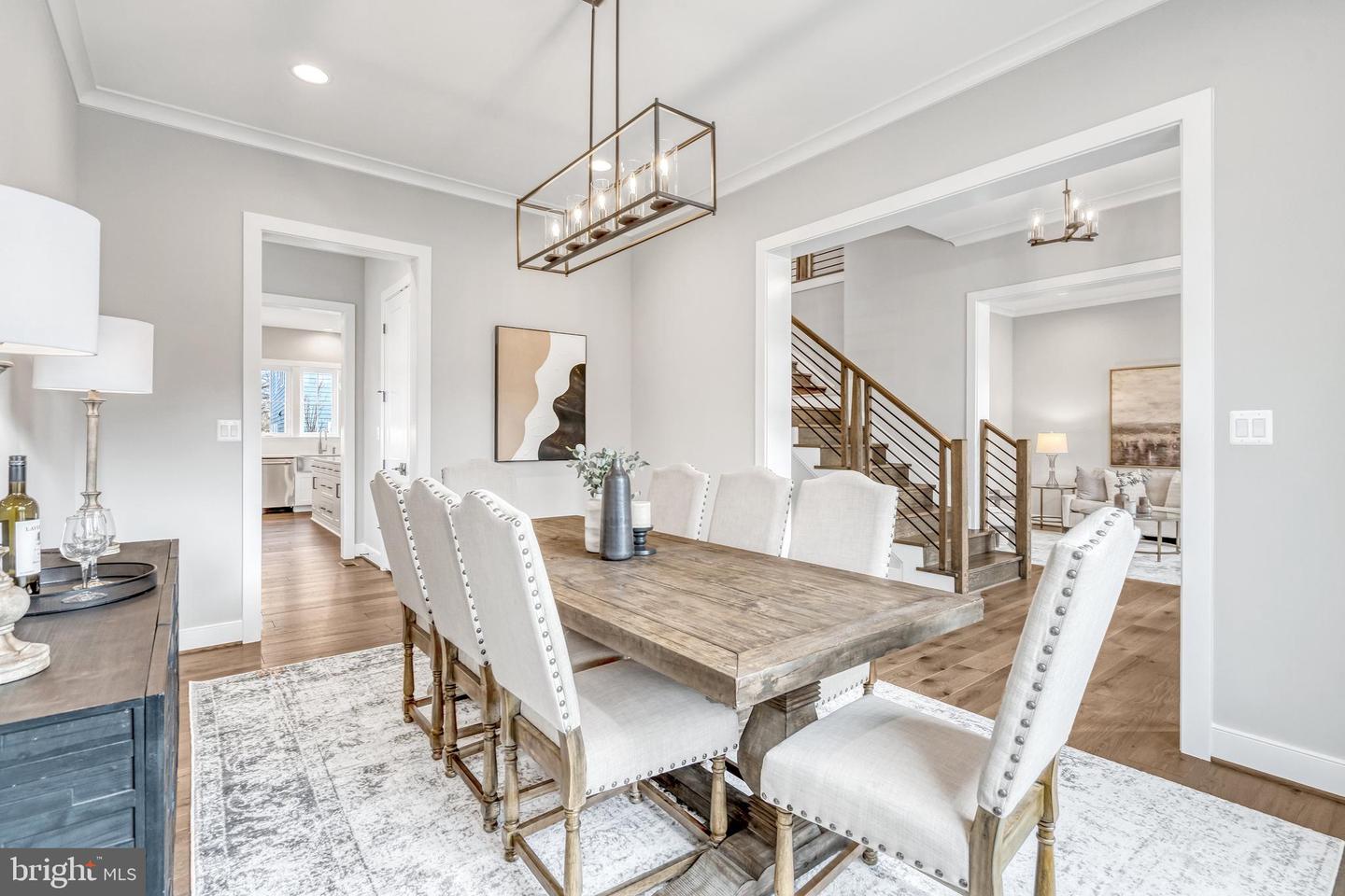 6607 29TH ST N, ARLINGTON, Virginia 22213, 4 Bedrooms Bedrooms, ,4 BathroomsBathrooms,Residential,For sale,6607 29TH ST N,VAAR2054116 MLS # VAAR2054116