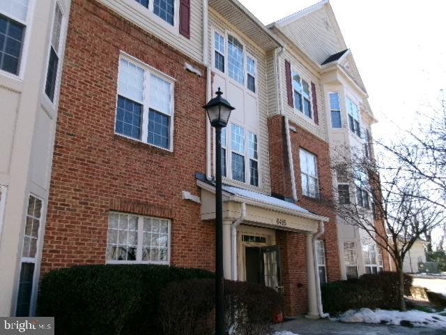 6495 TAYACK PL #203, ALEXANDRIA, Virginia 22312, 2 Bedrooms Bedrooms, ,2 BathroomsBathrooms,Residential,For sale,6495 TAYACK PL #203,VAFX2225674 MLS # VAFX2225674