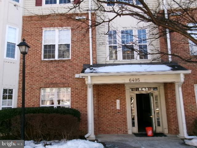 6495 TAYACK PL #203, ALEXANDRIA, Virginia 22312, 2 Bedrooms Bedrooms, ,2 BathroomsBathrooms,Residential,For sale,6495 TAYACK PL #203,VAFX2225674 MLS # VAFX2225674