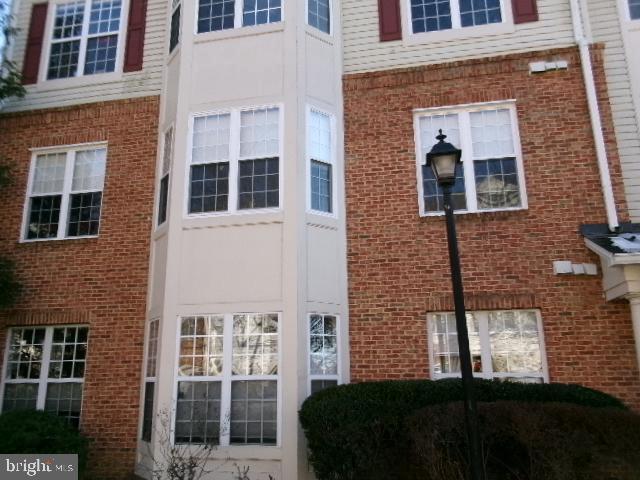 6495 TAYACK PL #203, ALEXANDRIA, Virginia 22312, 2 Bedrooms Bedrooms, ,2 BathroomsBathrooms,Residential,For sale,6495 TAYACK PL #203,VAFX2225674 MLS # VAFX2225674