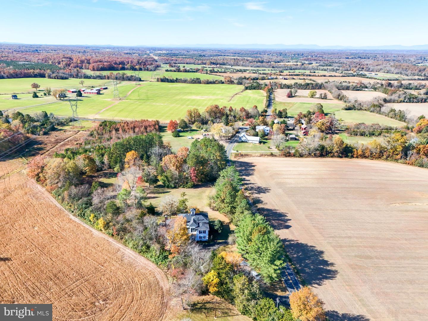 10885 ELK RUN RD, CATLETT, Virginia 20119, 6 Bedrooms Bedrooms, ,4 BathroomsBathrooms,Residential,For sale,10885 ELK RUN RD,VAFQ2014398 MLS # VAFQ2014398