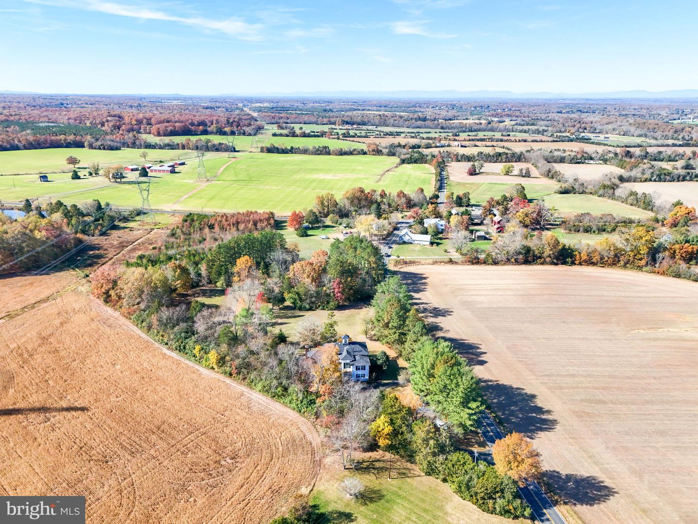 10885 ELK RUN RD, CATLETT, Virginia 20119, 6 Bedrooms Bedrooms, ,4 BathroomsBathrooms,Residential,For sale,10885 ELK RUN RD,VAFQ2014398 MLS # VAFQ2014398