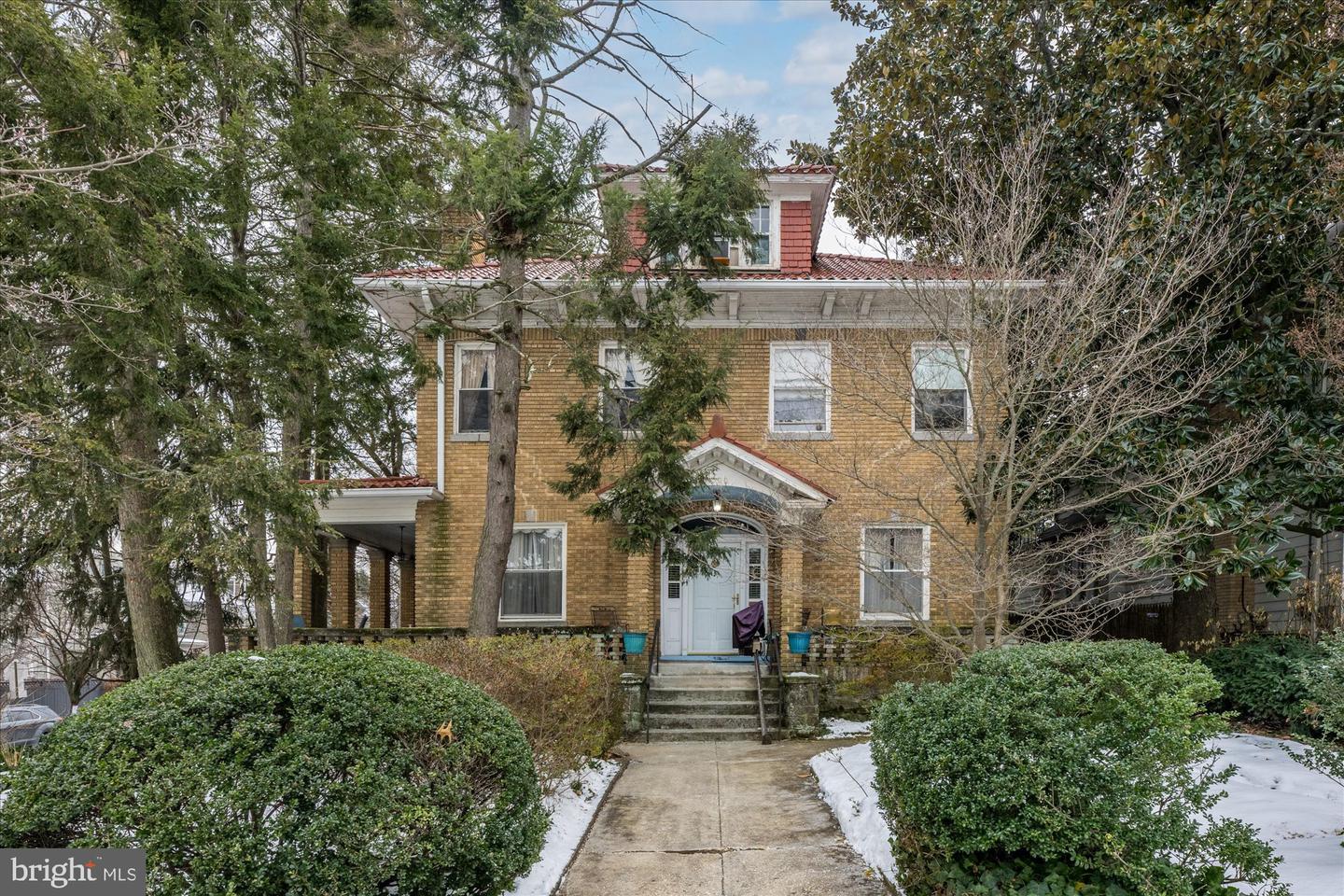 3500 GARFIELD ST NW, WASHINGTON, District Of Columbia 20007, 5 Bedrooms Bedrooms, ,3 BathroomsBathrooms,Residential,For sale,3500 GARFIELD ST NW,DCDC2172402 MLS # DCDC2172402