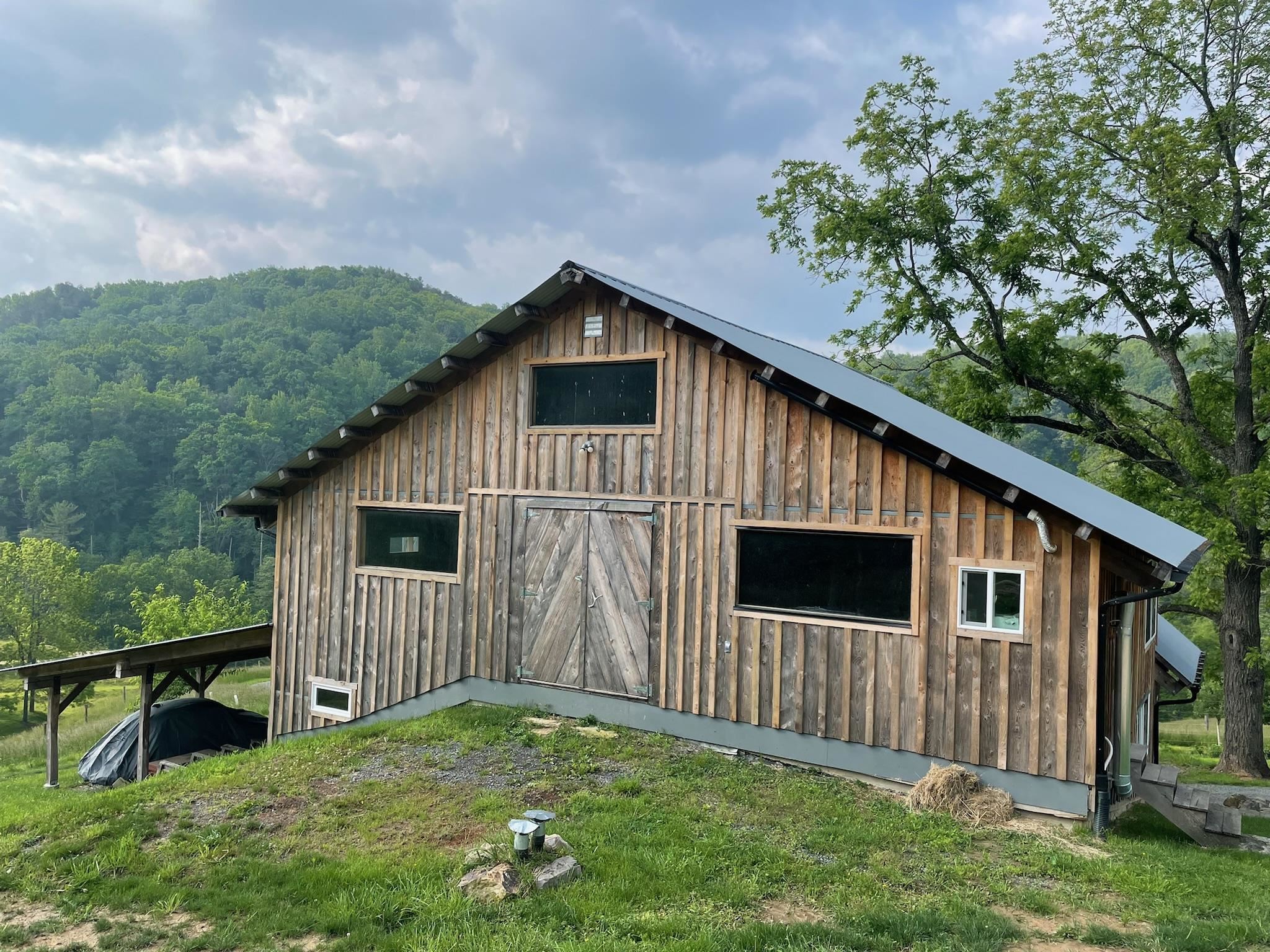 9943 HIGHLAND TPKE, MCDOWELL, Virginia 24458, 2 Bedrooms Bedrooms, ,1 BathroomBathrooms,Residential,Tonoloway Farm,9943 HIGHLAND TPKE,661550 MLS # 661550