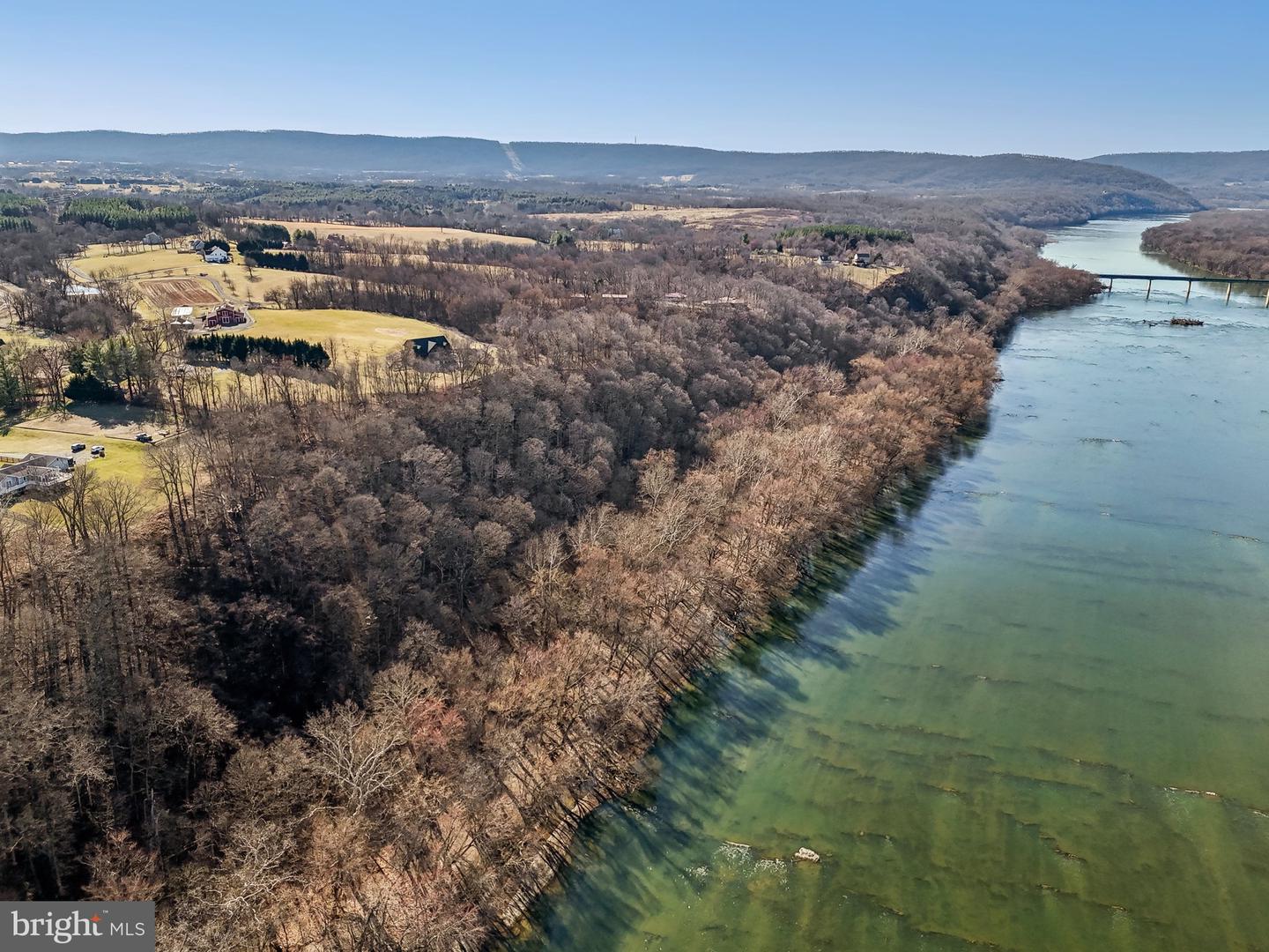 11407 OLDE STONE LN, LOVETTSVILLE, Virginia 20180, 4 Bedrooms Bedrooms, ,3 BathroomsBathrooms,Residential,For sale,11407 OLDE STONE LN,VALO2088220 MLS # VALO2088220