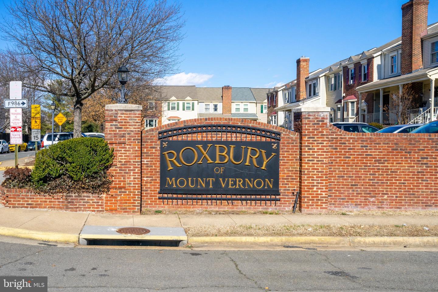 8213 ROXBURY DR, ALEXANDRIA, Virginia 22309, 4 Bedrooms Bedrooms, ,3 BathroomsBathrooms,Residential,For sale,8213 ROXBURY DR,VAFX2223524 MLS # VAFX2223524