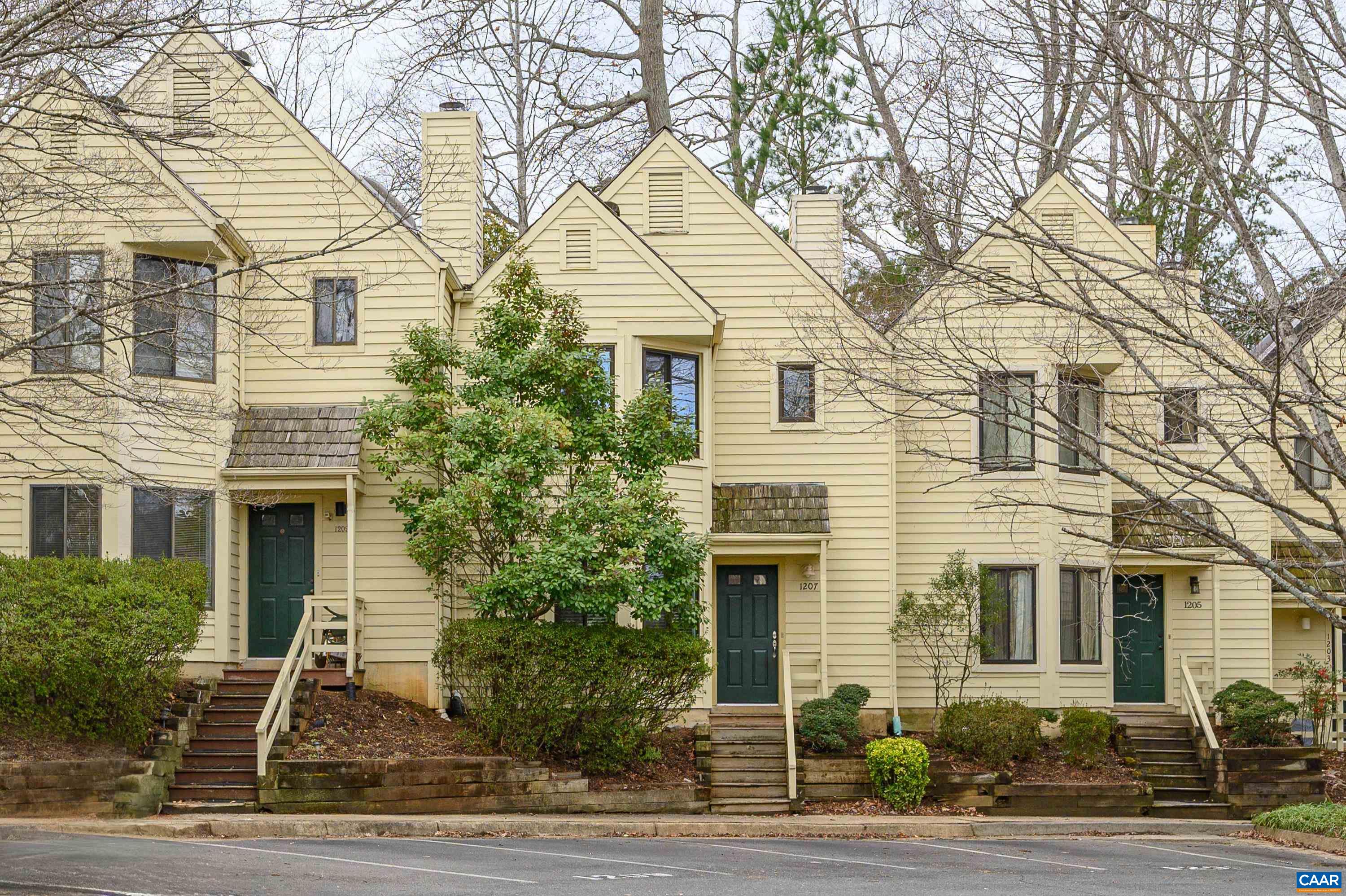 1207 CHATHAM RDG, CHARLOTTESVILLE, Virginia 22901, 2 Bedrooms Bedrooms, ,2 BathroomsBathrooms,Residential,1207 CHATHAM RDG,661287 MLS # 661287