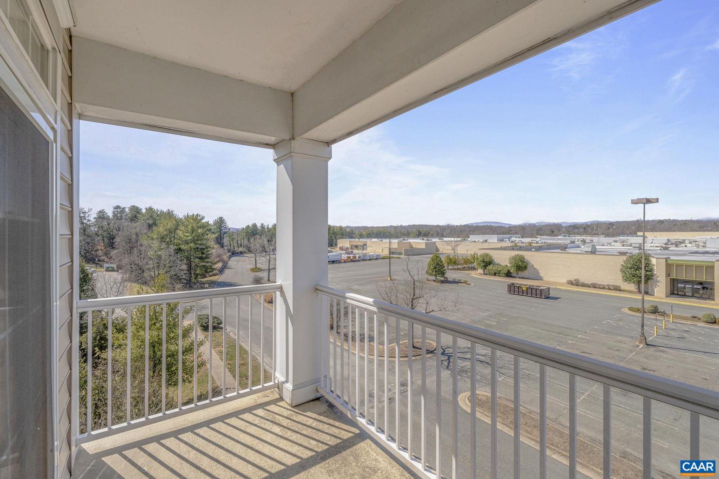 1051 GLENWOOD STATION LN #405, CHARLOTTESVILLE, Virginia 22902, 2 Bedrooms Bedrooms, ,2 BathroomsBathrooms,Residential,For sale,1051 GLENWOOD STATION LN #405,661496 MLS # 661496