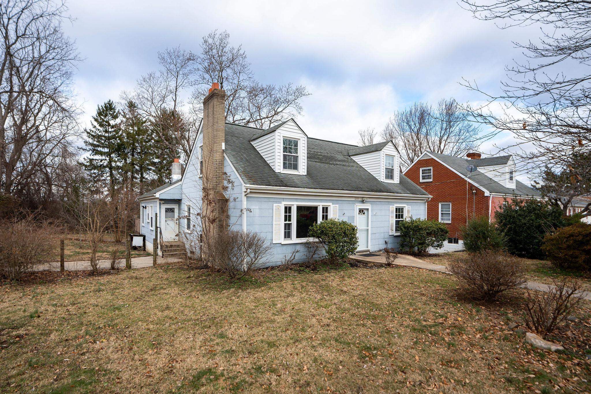 255 ELIZABETH AVE, WAYNESBORO, Virginia 22980, 4 Bedrooms Bedrooms, ,2 BathroomsBathrooms,Residential,255 ELIZABETH AVE,661567 MLS # 661567