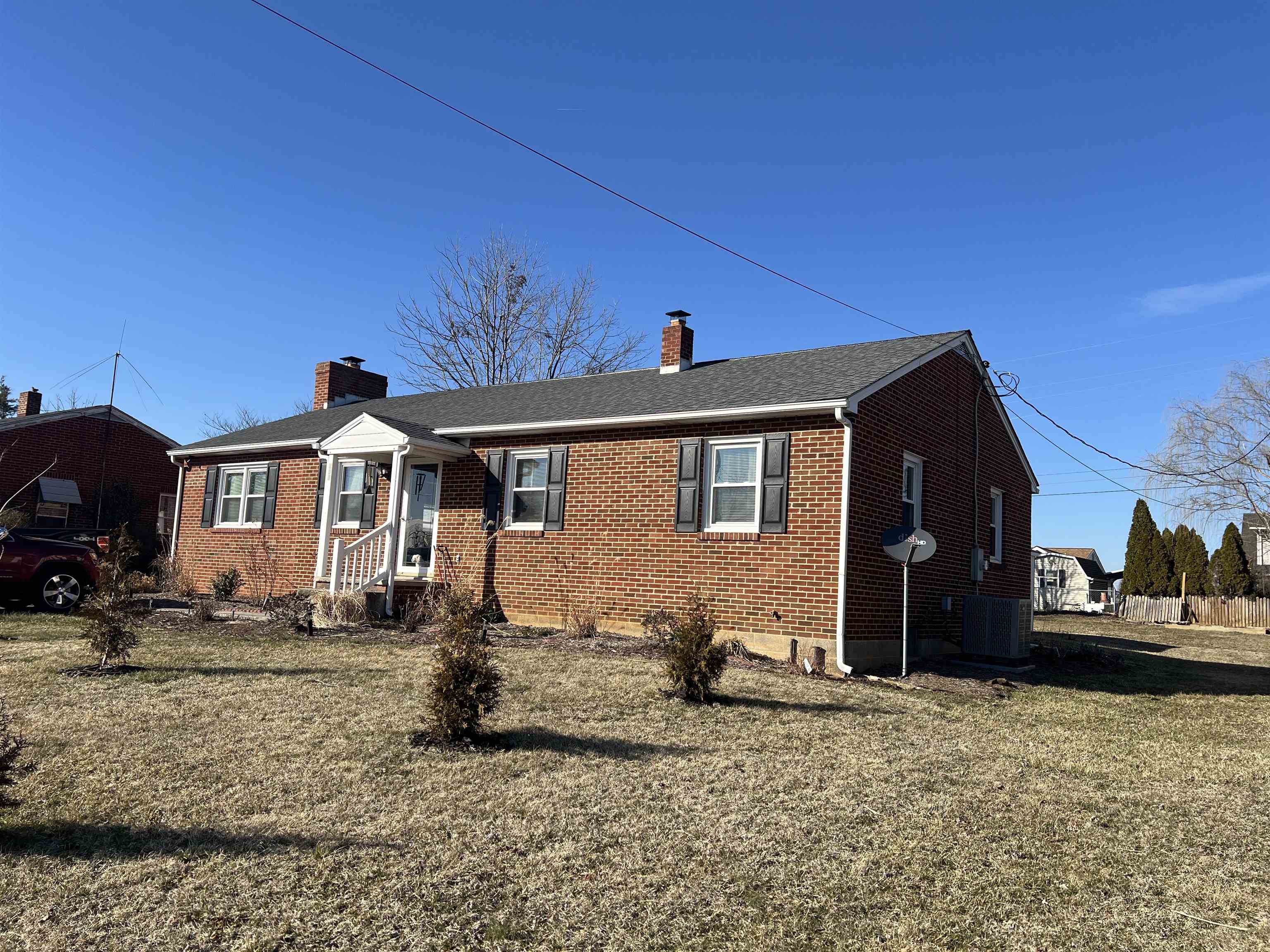 163 3RD ST, BROADWAY, Virginia 22815, 3 Bedrooms Bedrooms, ,1 BathroomBathrooms,Residential,163 3RD ST,661581 MLS # 661581