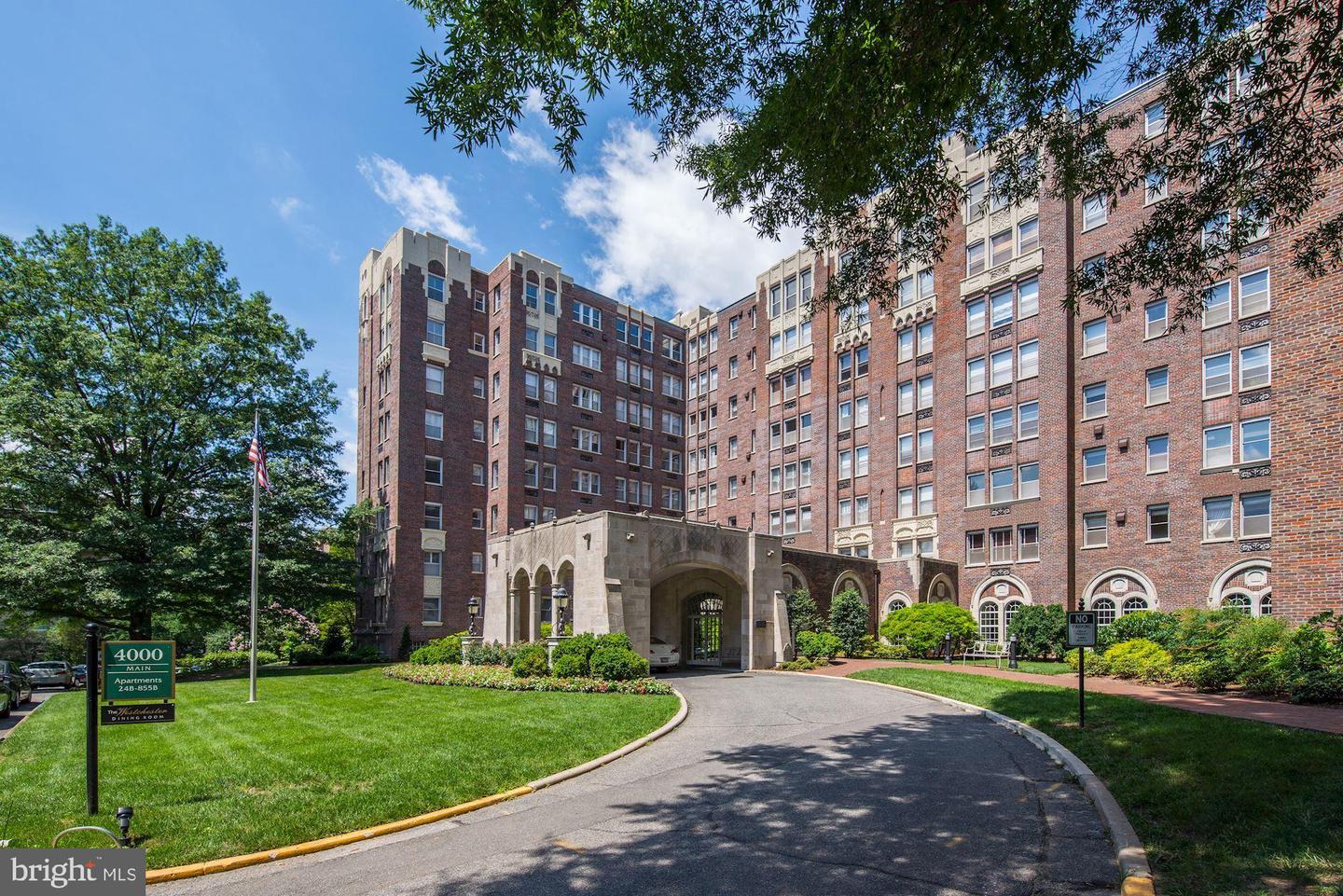 4000 CATHEDRAL AVE NW #144-145B, WASHINGTON, District Of Columbia 20016, 3 Bedrooms Bedrooms, ,3 BathroomsBathrooms,Residential,For sale,4000 CATHEDRAL AVE NW #144-145B,DCDC2185914 MLS # DCDC2185914
