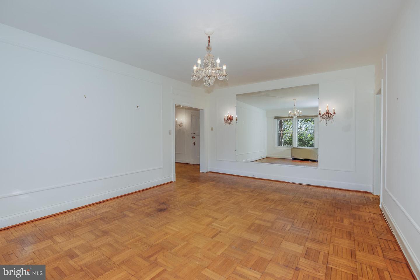 4000 CATHEDRAL AVE NW #144-145B, WASHINGTON, District Of Columbia 20016, 3 Bedrooms Bedrooms, ,3 BathroomsBathrooms,Residential,For sale,4000 CATHEDRAL AVE NW #144-145B,DCDC2185914 MLS # DCDC2185914