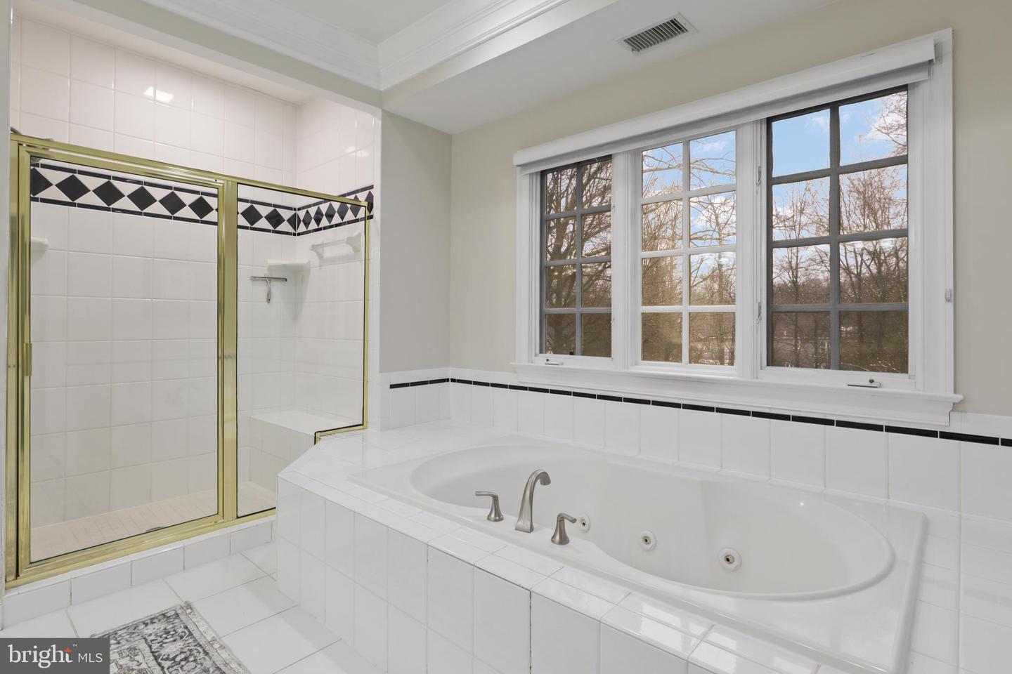 3601 SURREY DR, ALEXANDRIA, Virginia 22309, 6 Bedrooms Bedrooms, ,4 BathroomsBathrooms,Residential,For sale,3601 SURREY DR,VAFX2223716 MLS # VAFX2223716