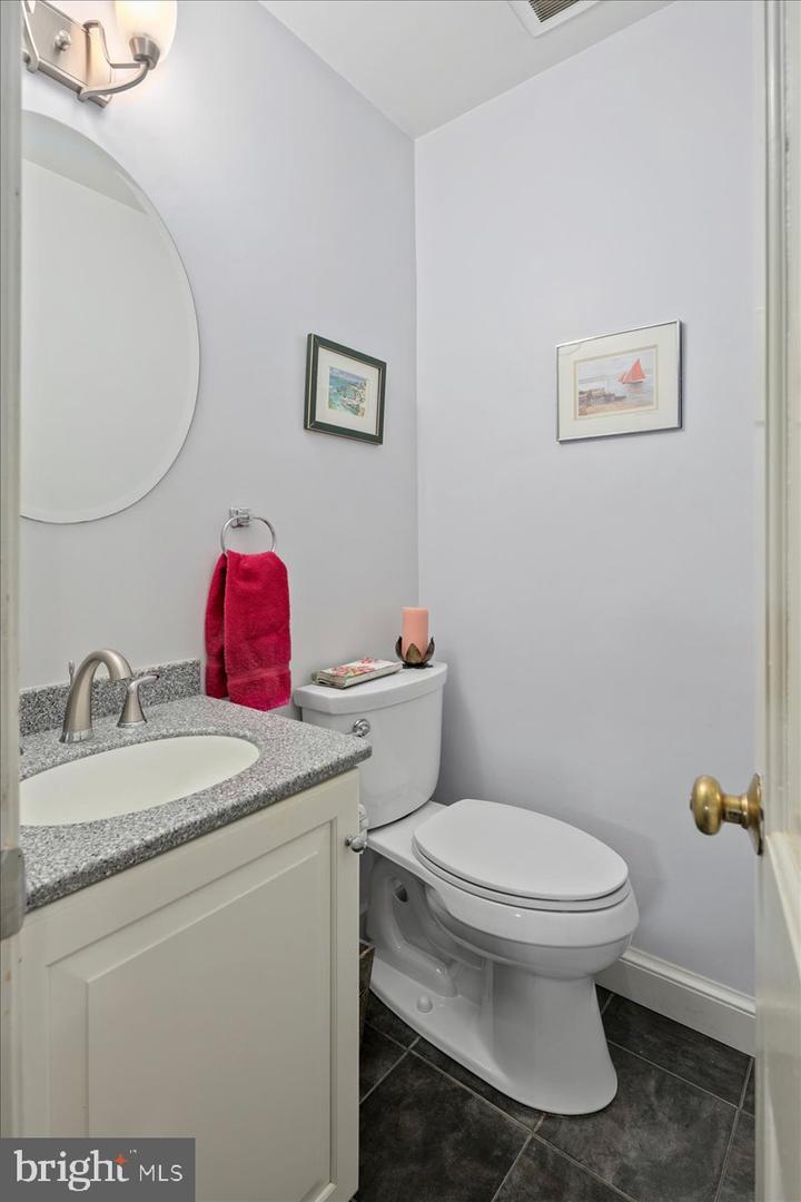 6307 OLDE TOWNE CT, ALEXANDRIA, Virginia 22307, 3 Bedrooms Bedrooms, ,3 BathroomsBathrooms,Residential,For sale,6307 OLDE TOWNE CT,VAFX2223796 MLS # VAFX2223796