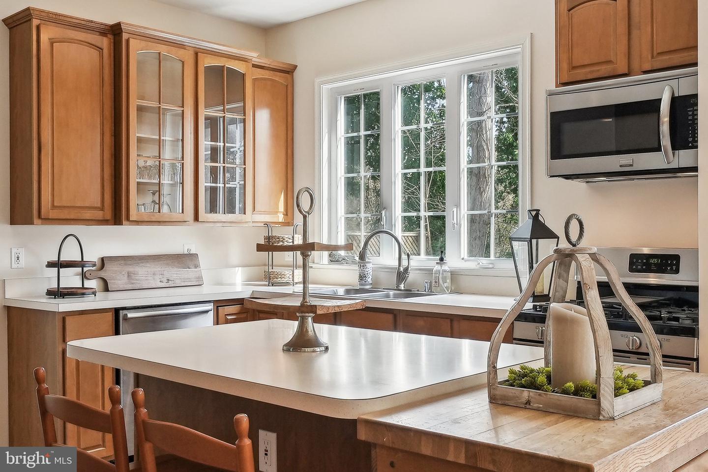 102 FRAYERS FARM CT, OCCOQUAN, Virginia 22125, 3 Bedrooms Bedrooms, ,2 BathroomsBathrooms,Residential,For sale,102 FRAYERS FARM CT,VAPW2088444 MLS # VAPW2088444