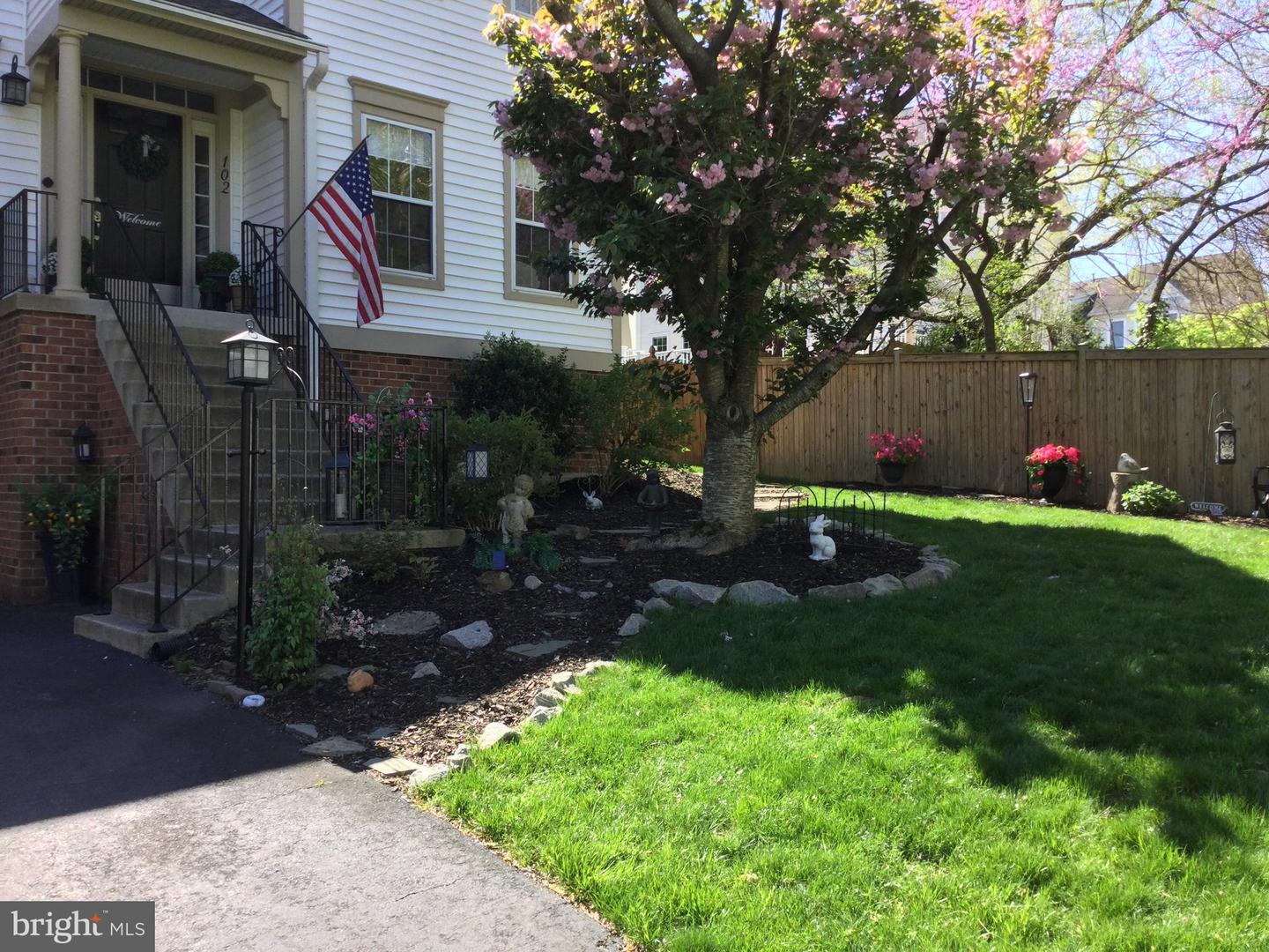 102 FRAYERS FARM CT, OCCOQUAN, Virginia 22125, 3 Bedrooms Bedrooms, ,2 BathroomsBathrooms,Residential,For sale,102 FRAYERS FARM CT,VAPW2088444 MLS # VAPW2088444