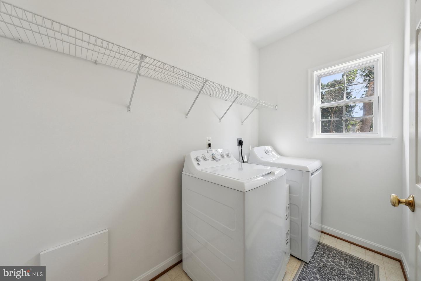 102 FRAYERS FARM CT, OCCOQUAN, Virginia 22125, 3 Bedrooms Bedrooms, ,2 BathroomsBathrooms,Residential,For sale,102 FRAYERS FARM CT,VAPW2088444 MLS # VAPW2088444
