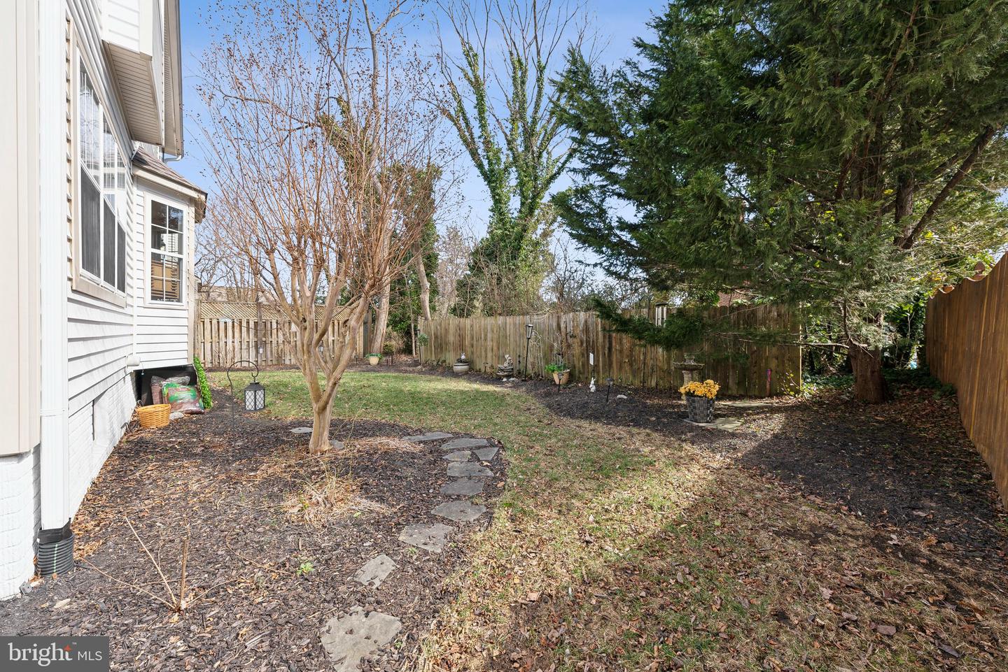 102 FRAYERS FARM CT, OCCOQUAN, Virginia 22125, 3 Bedrooms Bedrooms, ,2 BathroomsBathrooms,Residential,For sale,102 FRAYERS FARM CT,VAPW2088444 MLS # VAPW2088444