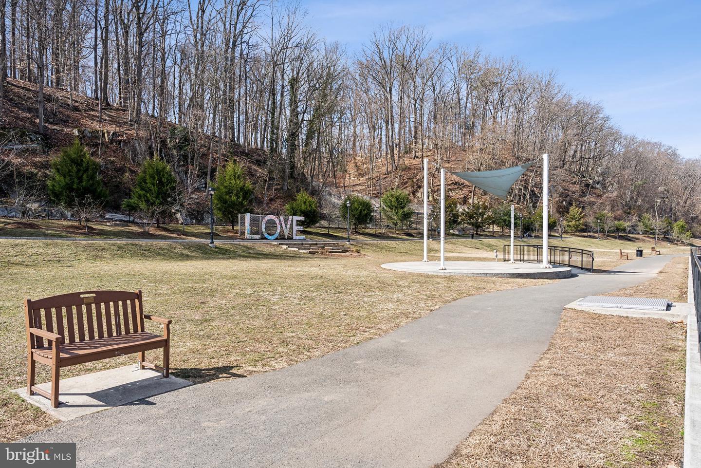 102 FRAYERS FARM CT, OCCOQUAN, Virginia 22125, 3 Bedrooms Bedrooms, ,2 BathroomsBathrooms,Residential,For sale,102 FRAYERS FARM CT,VAPW2088444 MLS # VAPW2088444