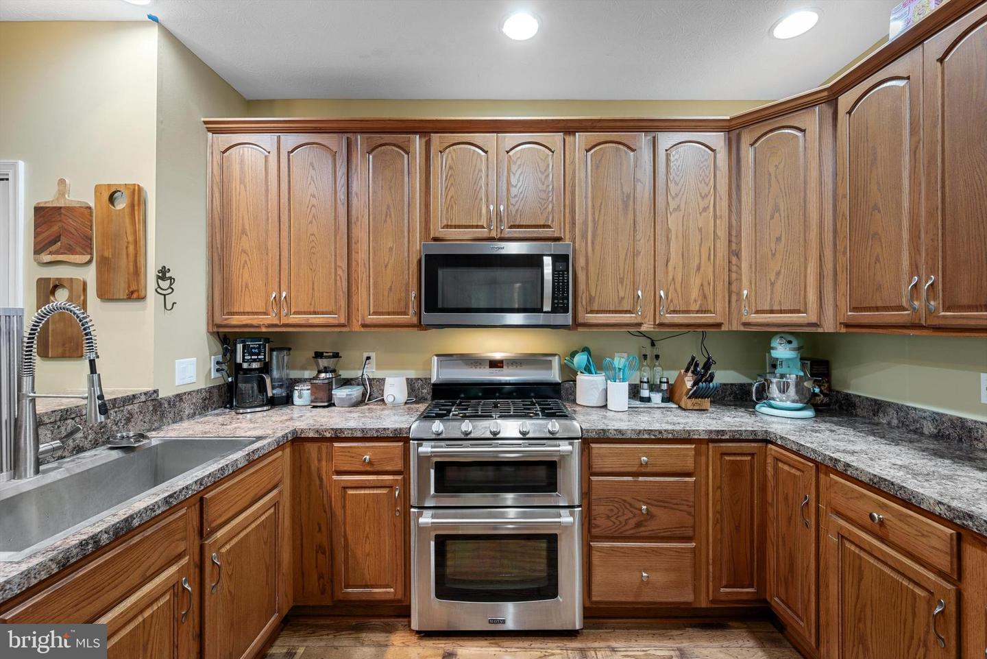 200 GREENBRIAR CIR, CROSS JUNCTION, Virginia 22625, 5 Bedrooms Bedrooms, ,2 BathroomsBathrooms,Residential,For sale,200 GREENBRIAR CIR,VAFV2024708 MLS # VAFV2024708