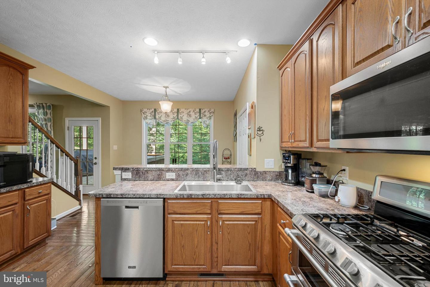 200 GREENBRIAR CIR, CROSS JUNCTION, Virginia 22625, 5 Bedrooms Bedrooms, ,2 BathroomsBathrooms,Residential,For sale,200 GREENBRIAR CIR,VAFV2024708 MLS # VAFV2024708