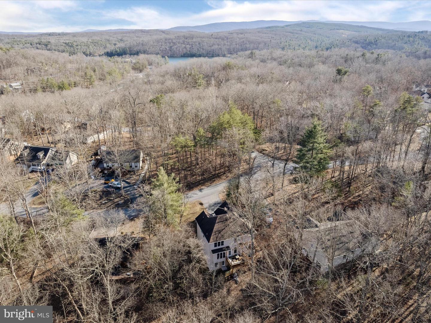 200 GREENBRIAR CIR, CROSS JUNCTION, Virginia 22625, 5 Bedrooms Bedrooms, ,2 BathroomsBathrooms,Residential,For sale,200 GREENBRIAR CIR,VAFV2024708 MLS # VAFV2024708
