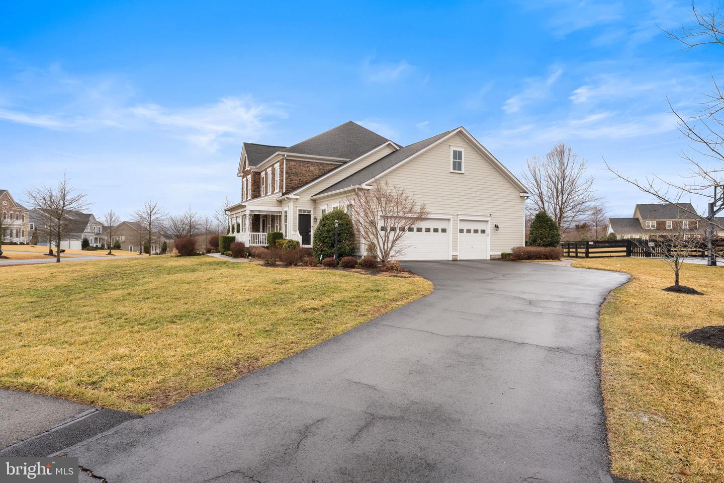 41954 BARNSDALE VIEW CT, ASHBURN, Virginia 20148, 6 Bedrooms Bedrooms, ,5 BathroomsBathrooms,Residential,For sale,41954 BARNSDALE VIEW CT,VALO2090000 MLS # VALO2090000