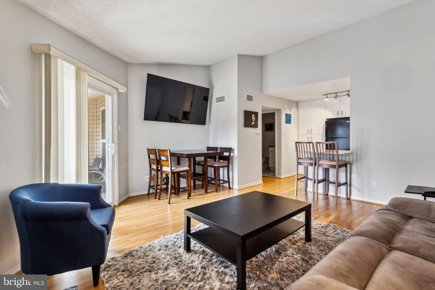 1533 LINCOLN WAY #303A, MCLEAN, Virginia 22102, 1 Bedroom Bedrooms, ,1 BathroomBathrooms,Residential,For sale,1533 LINCOLN WAY #303A,VAFX2225026 MLS # VAFX2225026