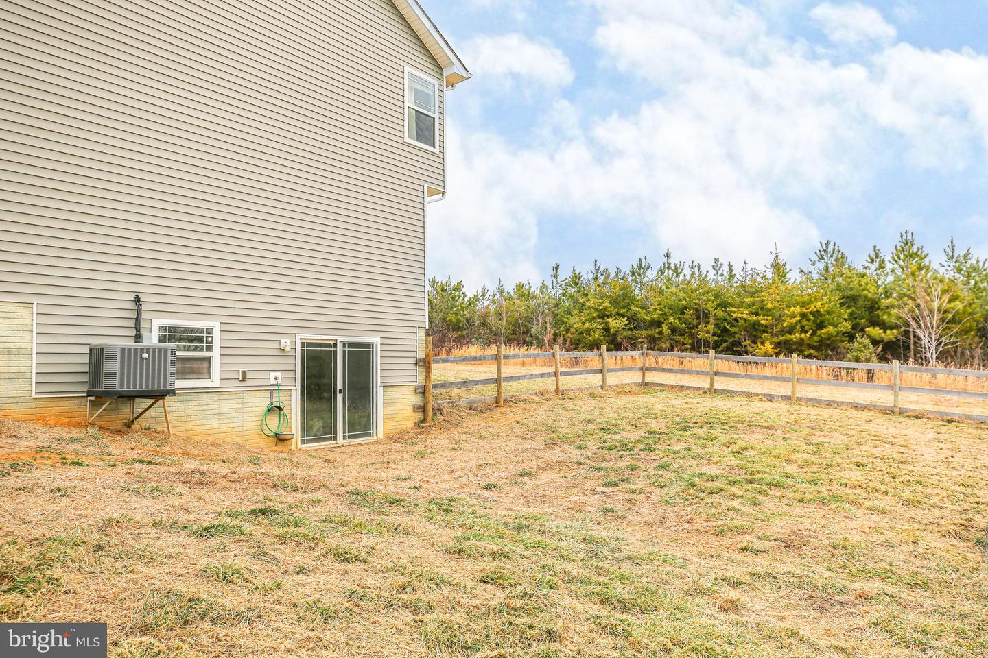 7716 PILGRIM LN, SPOTSYLVANIA, Virginia 22551, 4 Bedrooms Bedrooms, ,2 BathroomsBathrooms,Residential,For sale,7716 PILGRIM LN,VASP2031132 MLS # VASP2031132