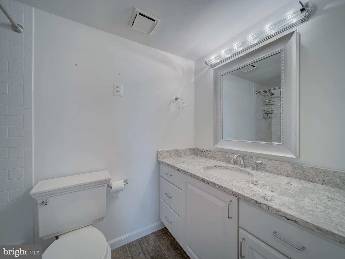 8350 GREENSBORO DR #1008, MCLEAN, Virginia 22102, 2 Bedrooms Bedrooms, ,2 BathroomsBathrooms,Residential,For sale,8350 GREENSBORO DR #1008,VAFX2225530 MLS # VAFX2225530